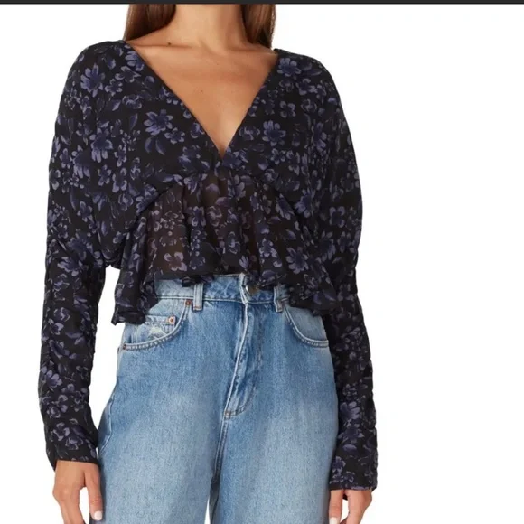 MISA Los Angeles Kesara Top - Picture 2 of 7